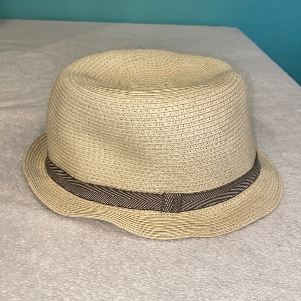 American Eagle Packable Hat.
